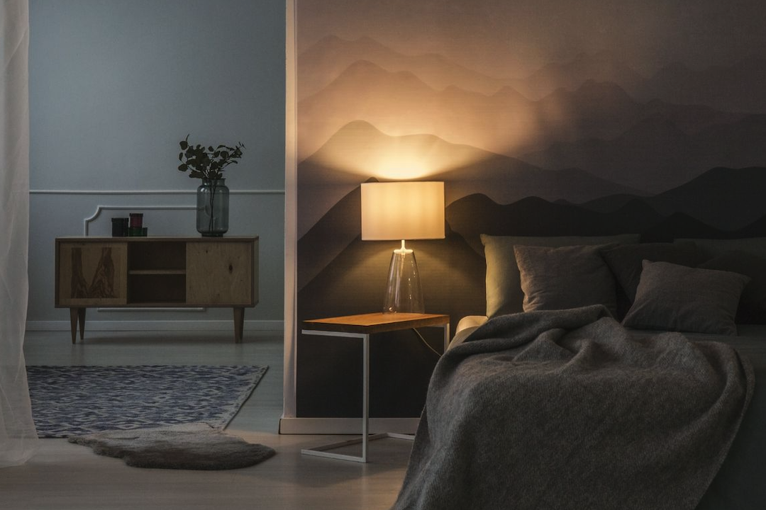 Create a Cozy Night Ambiance with a Soft Fabric Bedside Lamp